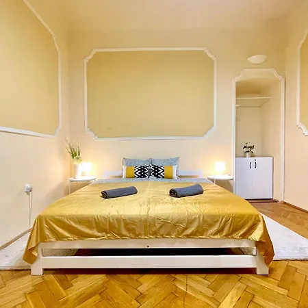 Big Cosy Near The Famous Westend City Center Budapest
