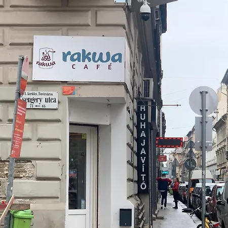 Big Cosy Near The Famous Westend City Center