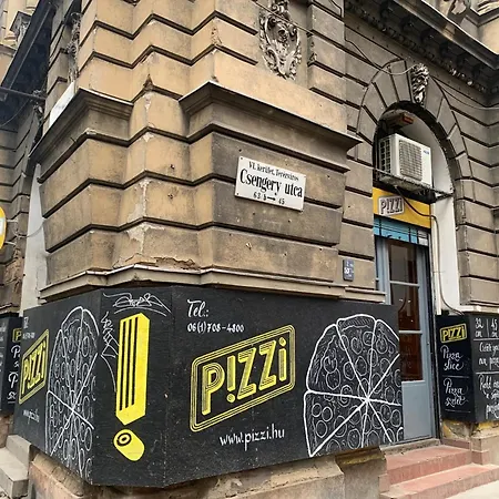 Big Cosy Near The Famous Westend City Center