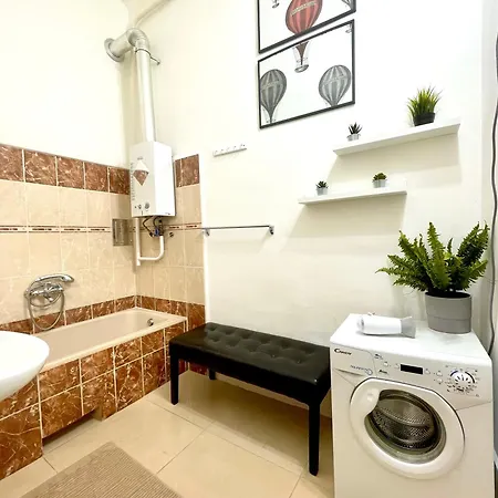 Big Cosy Near The Famous Westend City Center * Budapest
